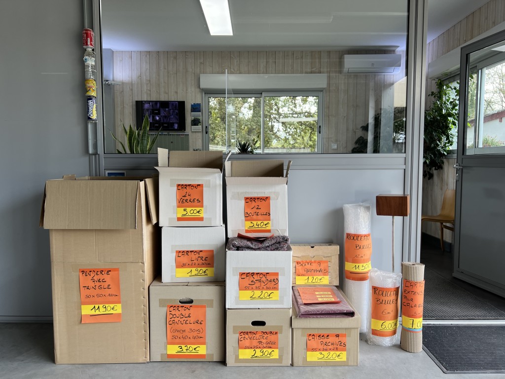 Cartons de déménagement chez Stocker Plus